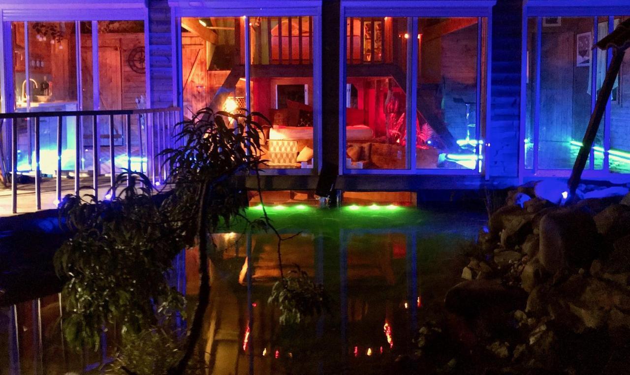 Villa Shangri-La At Concepts En BarousseCréchets エクステリア 写真